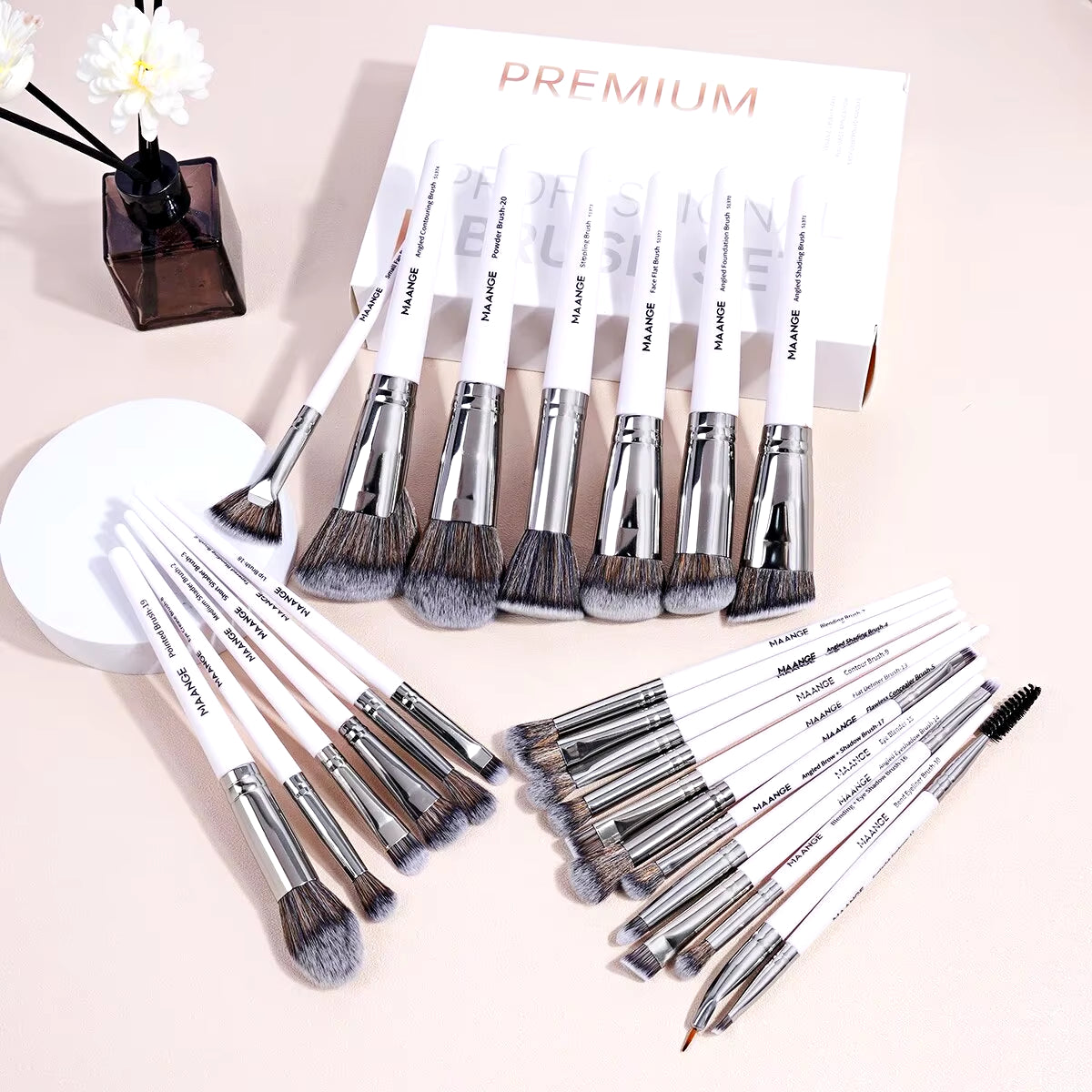 25 High Quality Premium Maange Brush Set 